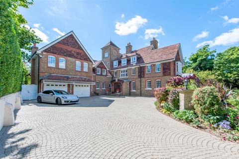 6 bedroom detached house for sale - Stone Road, Broadstairs