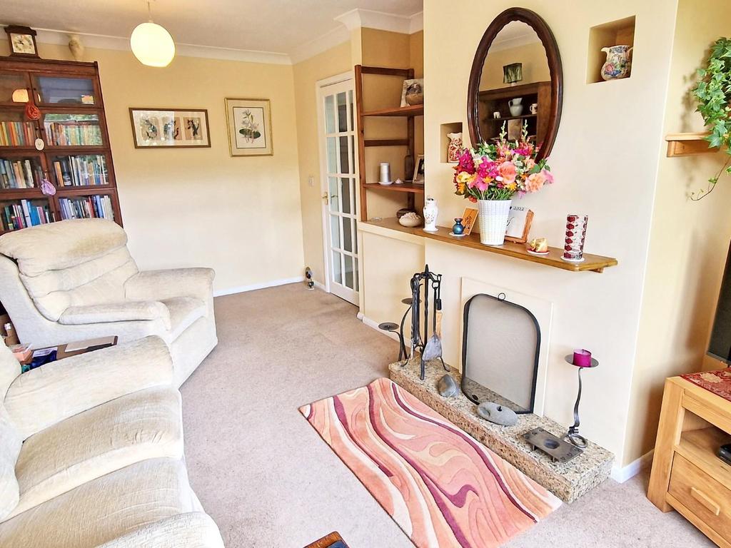 Ardley Road, Fewcott, Oxfordshire 3 bed detached bungalow £425,000