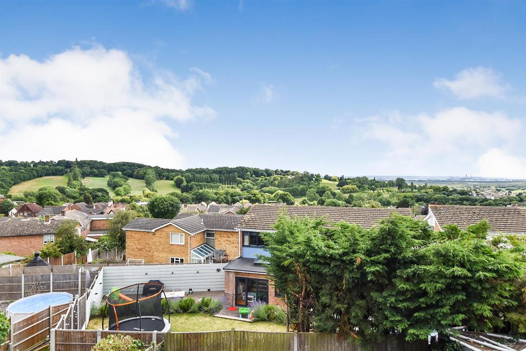 Southwell Road, Benfleet 3 bed detached house £450,000