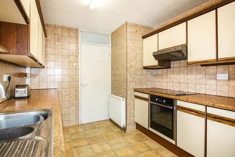 84 Upperwood Road, Darfield, Barnsley, S73 9RQ