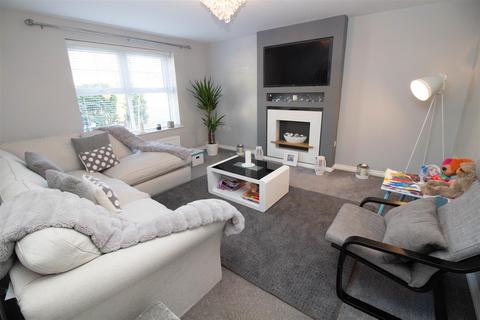 4 bedroom detached house for sale - Railway Close, Springwell Village, Gateshead
