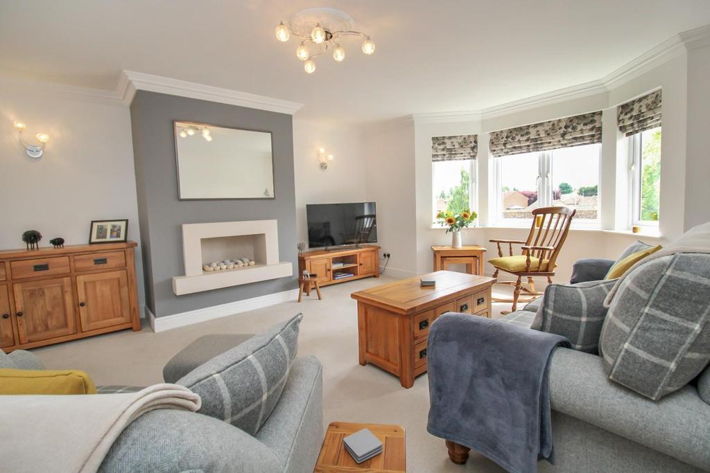 Court, Williamson Drive, Ripon 2 bed apartment £295,000