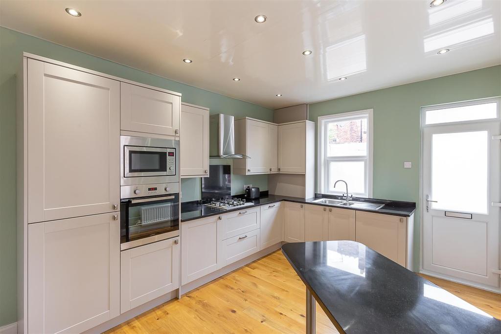 Mayfield Road, Gosforth, Newcastle upon Tyne 4 bed terraced house for