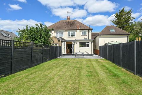 20 Pool Road, West Molesey, KT8 2HE