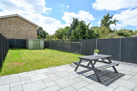 20 Pool Road, West Molesey, KT8 2HE