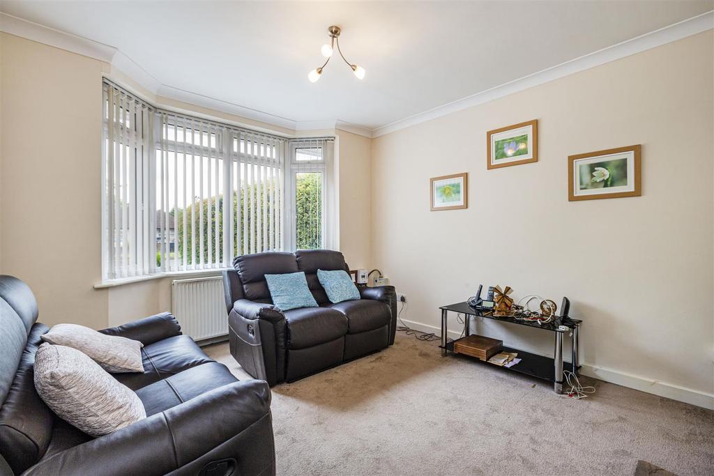 334 Green Lane,Chertsey, KT16 9 QP   1.jpg