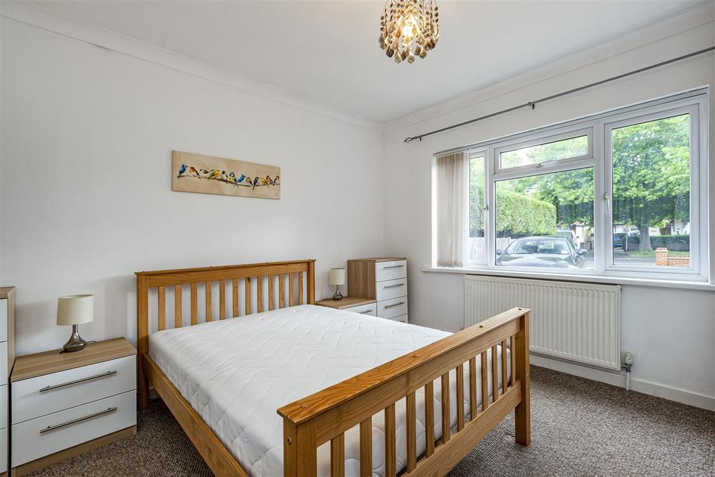 334 Green Lane,Chertsey, KT16 9 QP   3.jpg