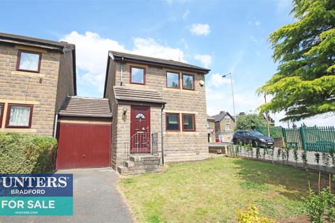 2 Garth Barn Close, Bradford, BD9 4BG