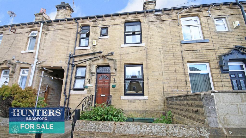 Parkside Road, Bradford, West Yorkshire 2 bed terraced house £80,000