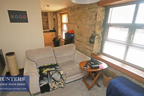 2 bedroom flat for sale, RE F- SR - Highgate Mill Queensbury, Highgate Mill Fold, West Yorkshire, BD13 2SF