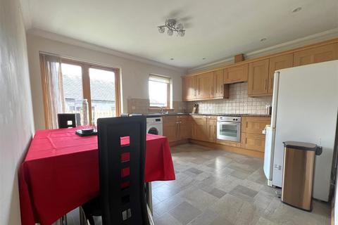 1 Laundry Road, Lairg, IV27 4DE