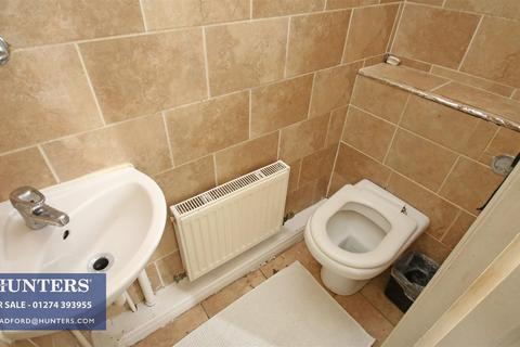 47 Airedale Road, Bradford, BD3 0LR