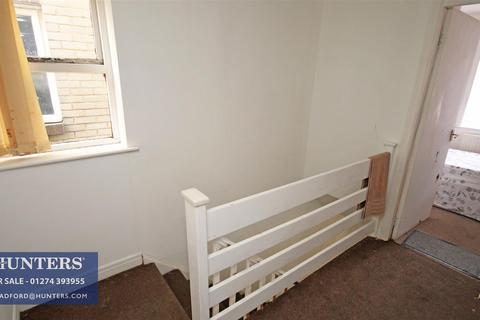 47 Airedale Road, Bradford, BD3 0LR
