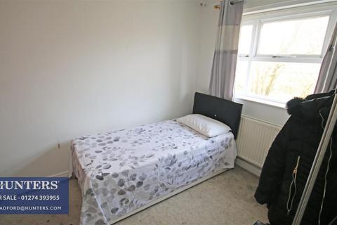 47 Airedale Road, Bradford, BD3 0LR