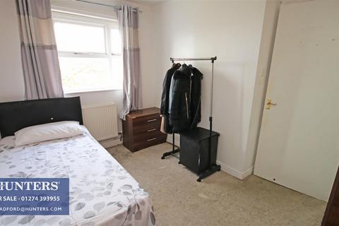 47 Airedale Road, Bradford, BD3 0LR