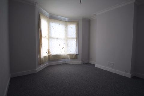 1 bedroom flat to rent - Thorold Road, Ilford