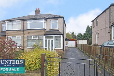 31 Fairway, Bradford, BD7 4JG