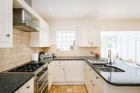 79 Harold Road, Chingford, London, E4 9ST