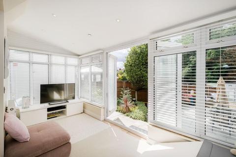 79 Harold Road, Chingford, London, E4 9ST