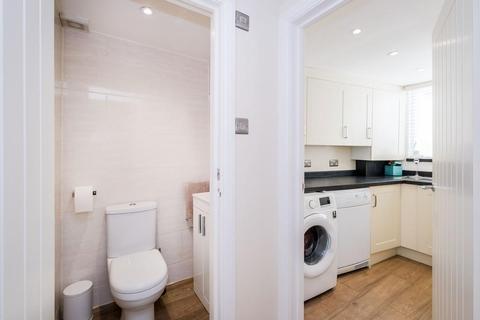 79 Harold Road, Chingford, London, E4 9ST