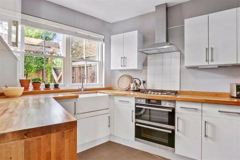 176 Fairlawn Park, London, SE26 5SD