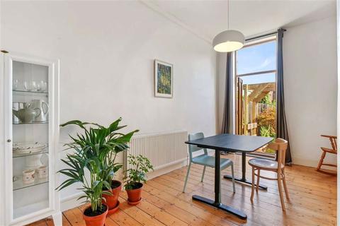176 Fairlawn Park, London, SE26 5SD
