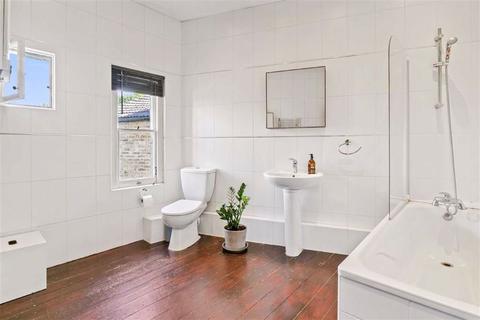 176 Fairlawn Park, London, SE26 5SD
