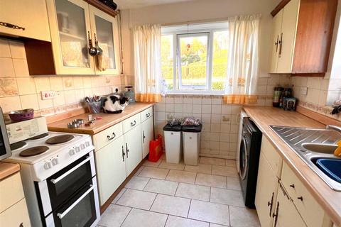 220 Junction Road, Leek, ST13 5QT