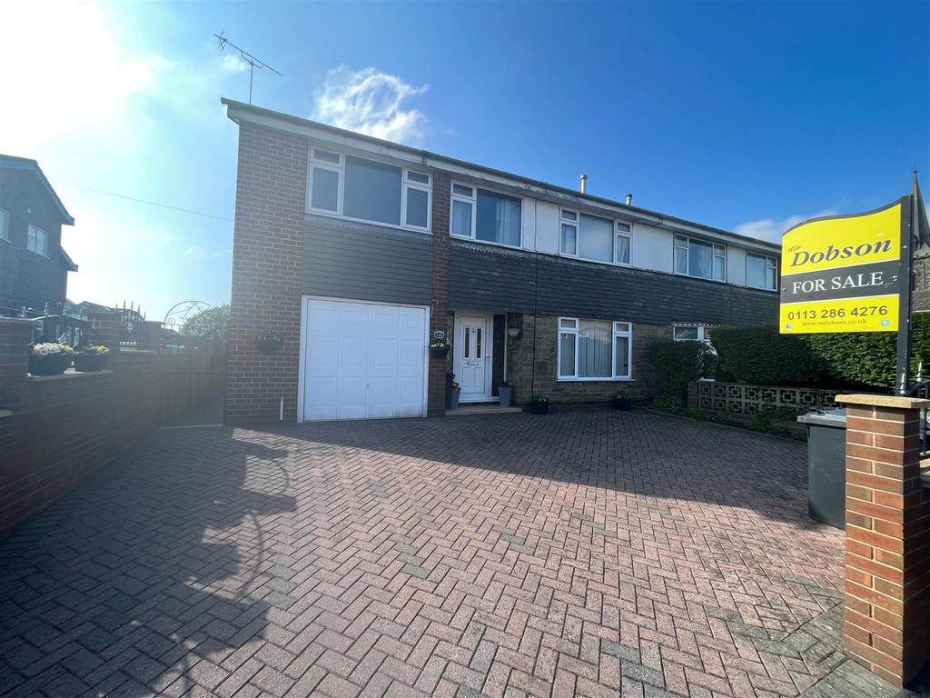 Church Lane, Garforth, Leeds 5 bed semidetached house for sale £317,500