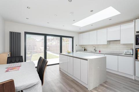 14 Elm Way, Epsom, KT19 0HB