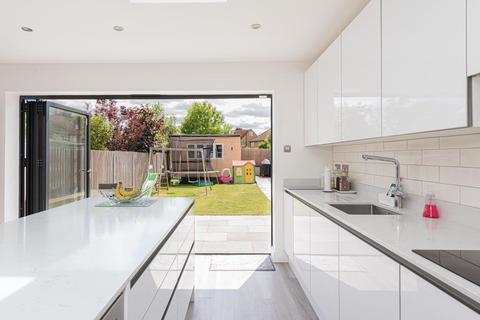 14 Elm Way, Epsom, KT19 0HB