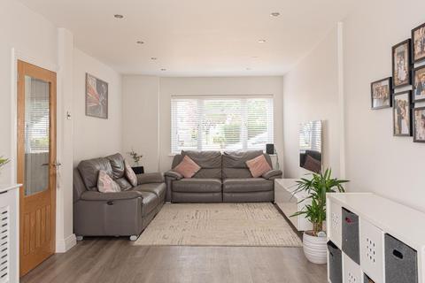 14 Elm Way, Epsom, KT19 0HB