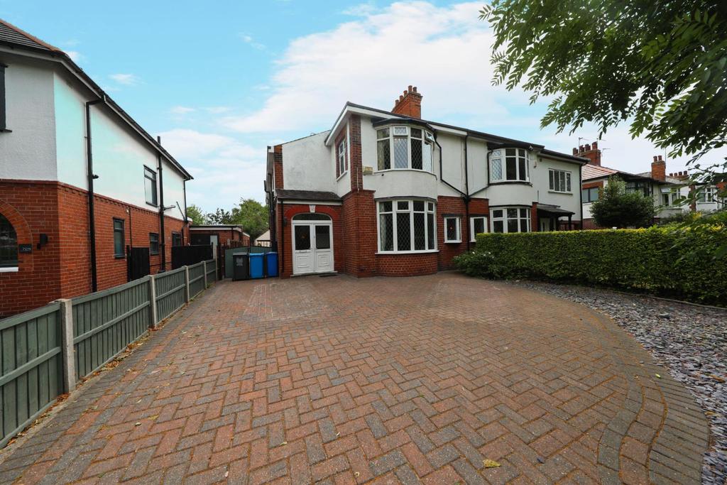 Beverley High Road, Hull 4 bed semidetached house £360,000