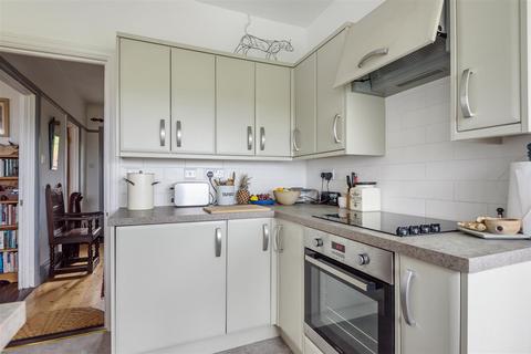 Tregeare Beacon Road, St Agnes, TR5 0NF