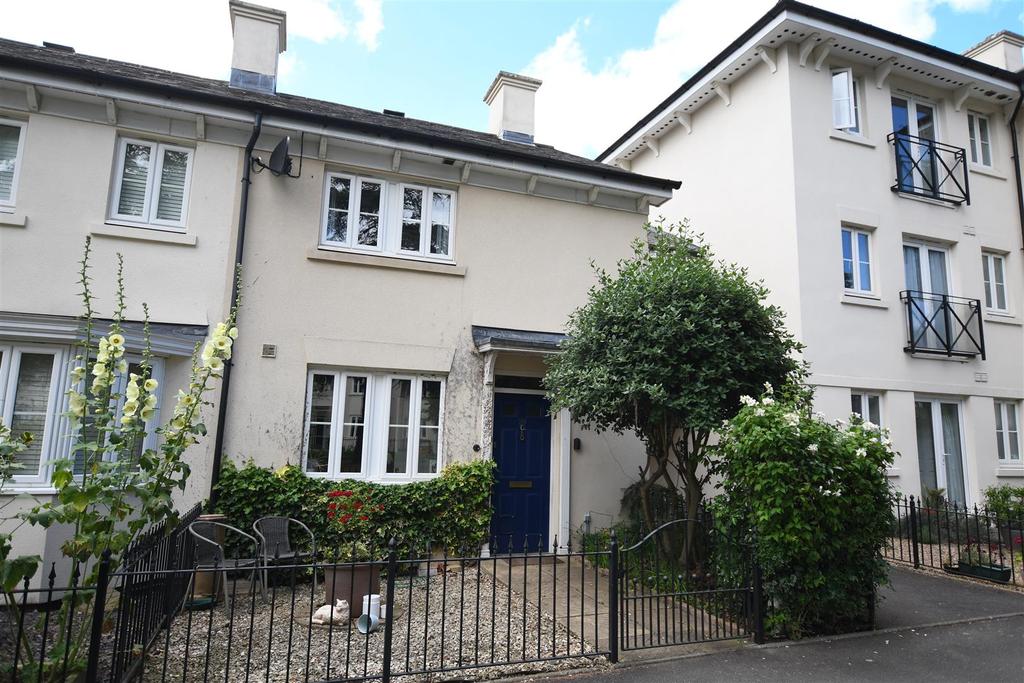 Campriano Drive, Warwick 3 bed terraced house for sale £350,000