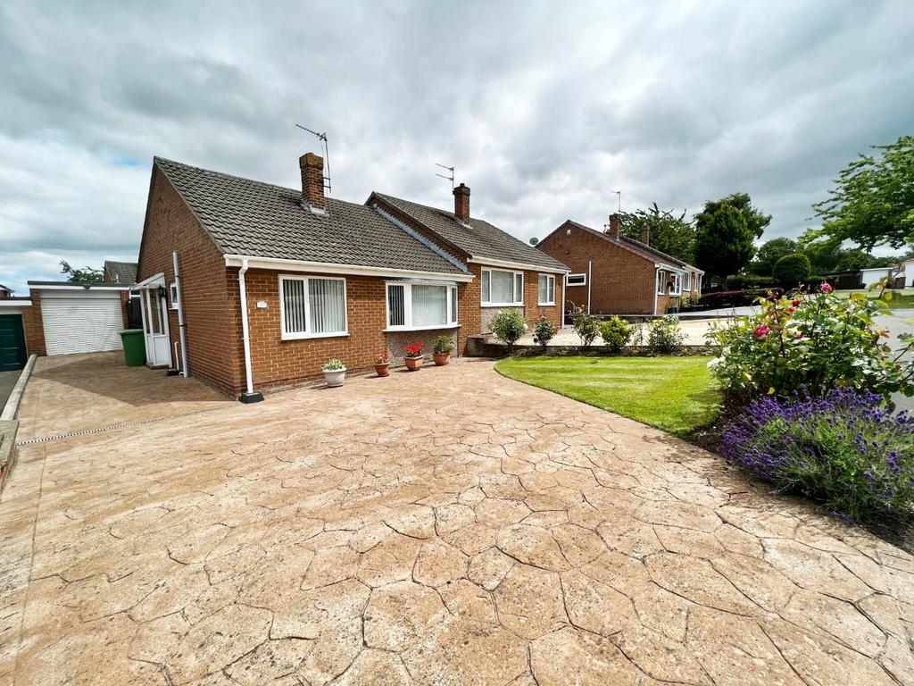 Parkside, Spennymoor 2 bed semidetached bungalow £175,000