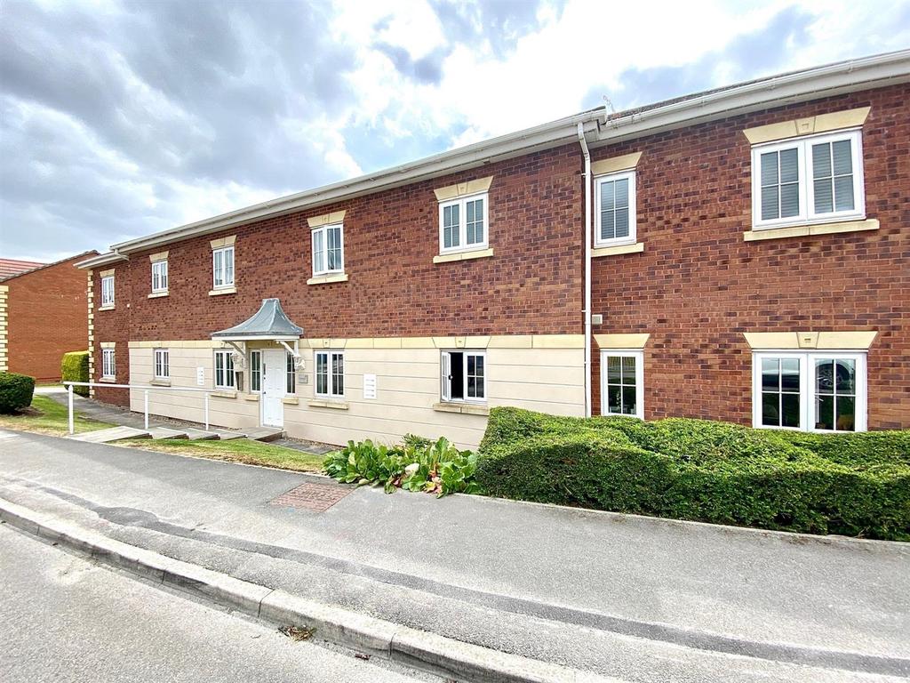 Kiln Avenue, Mirfield 1 bed apartment £89,950