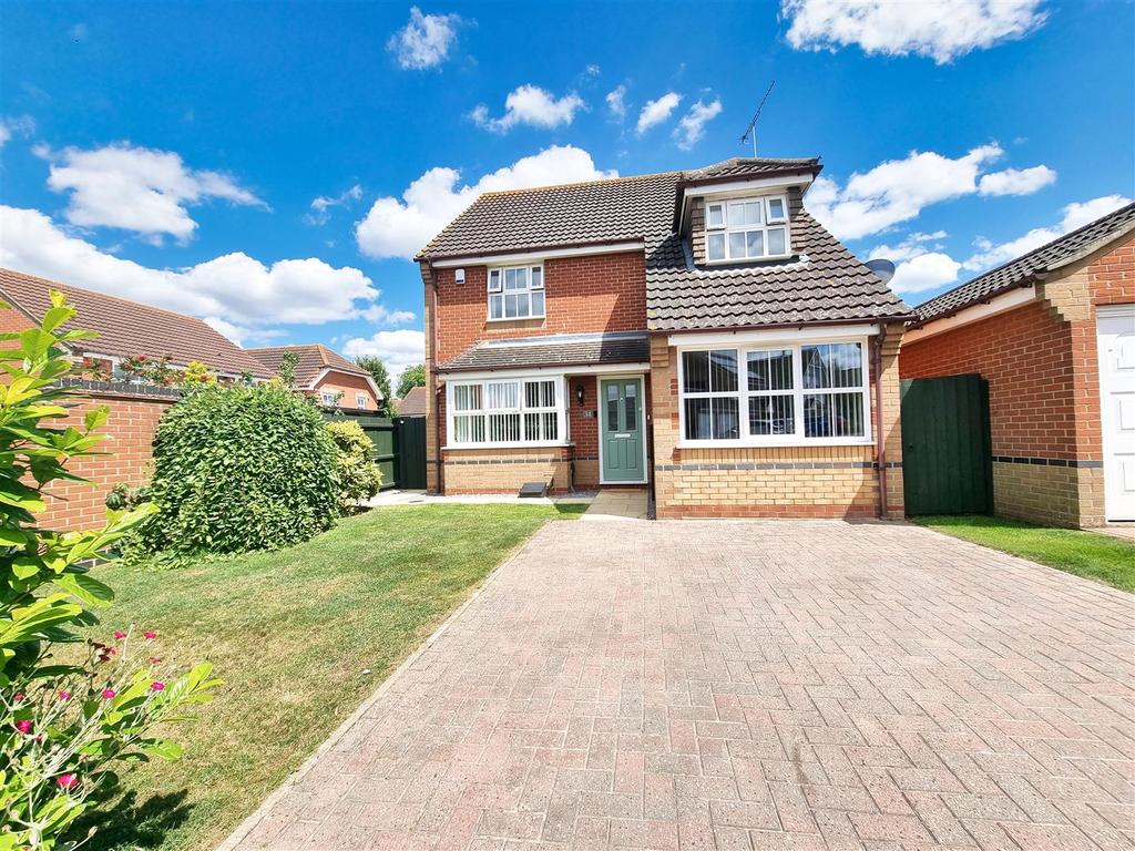 Brimstone Road, Pinewood, Ipswich 4 bed detached house £400,000
