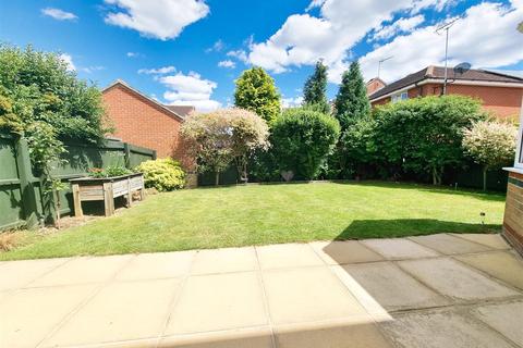 34 Brimstone Road, Pinewood, Ipswich, IP8 3QY