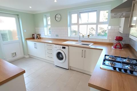 34 Brimstone Road, Pinewood, Ipswich, IP8 3QY