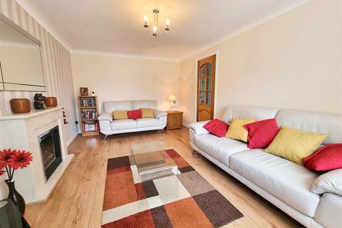 34 Brimstone Road, Pinewood, Ipswich, IP8 3QY