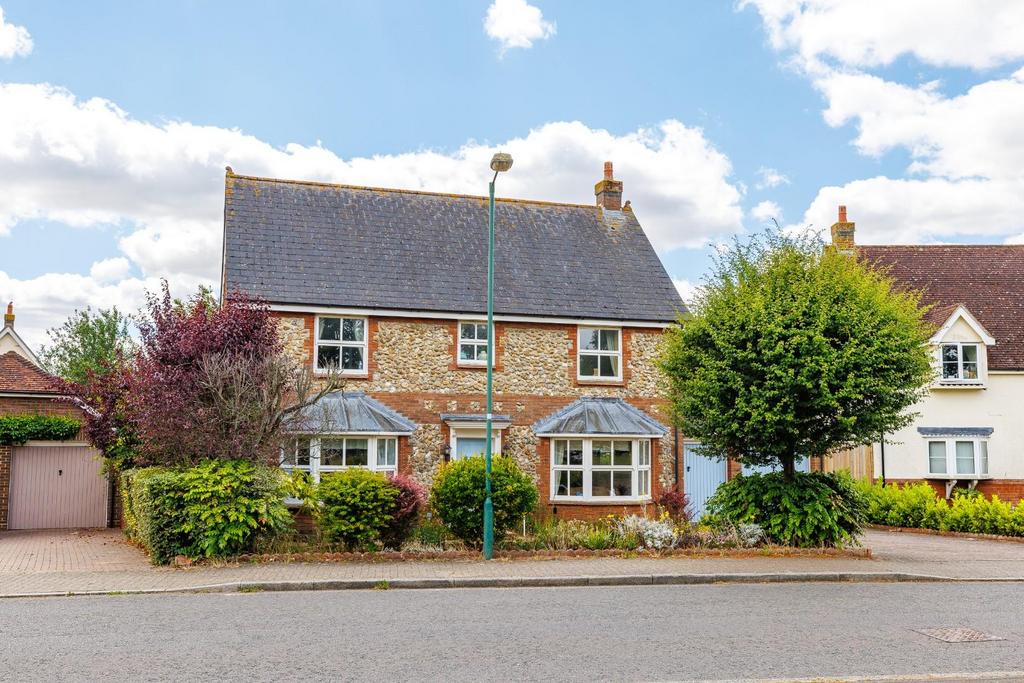 Notley Green, Great Notley, Braintree 4 bed detached house for sale £