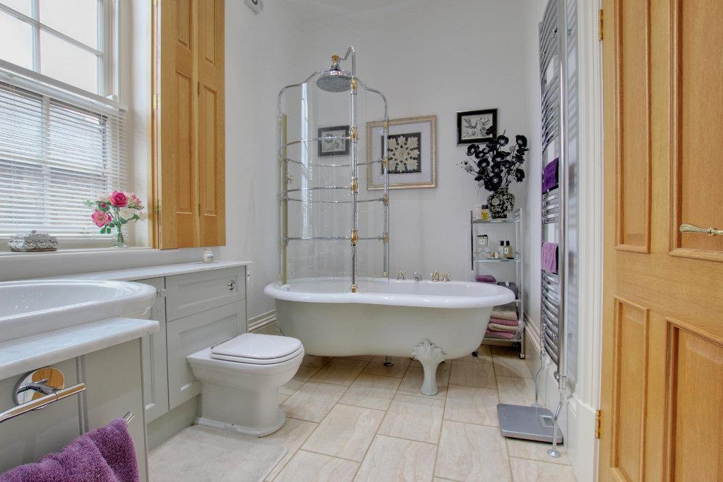 En suite bathroom
