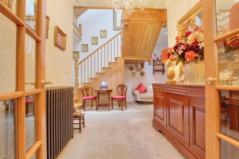 Wesley House Back Southgate, Hornsea, HU18 1BB