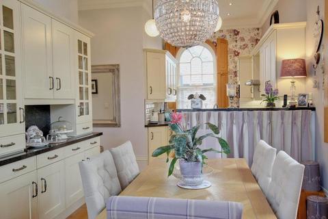 Wesley House Back Southgate, Hornsea, HU18 1BB