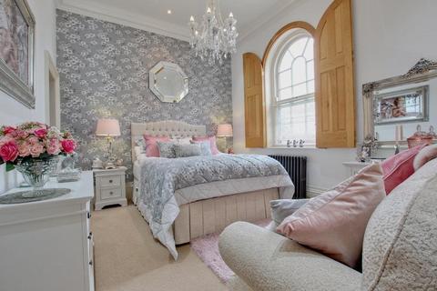 Wesley House Back Southgate, Hornsea, HU18 1BB