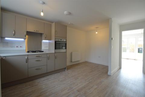 3 bedroom end of terrace house to rent - Tala Close, Surbiton