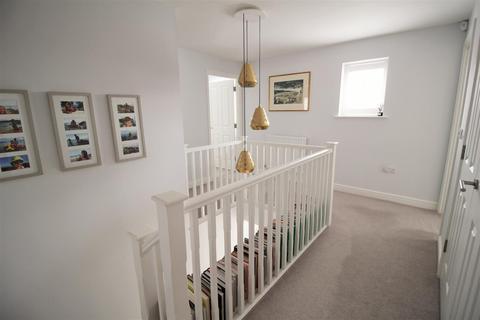4 Roman Way, Epsom, KT17 1AB
