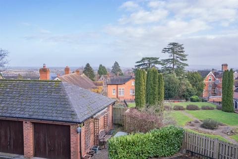 2 bedroom apartment for sale, Hillstone House, Graham Road, Great Malvern, Worcestershire, WR14 2HU