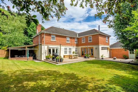 5 bedroom detached house for sale - The Grove, Dringhouses, York